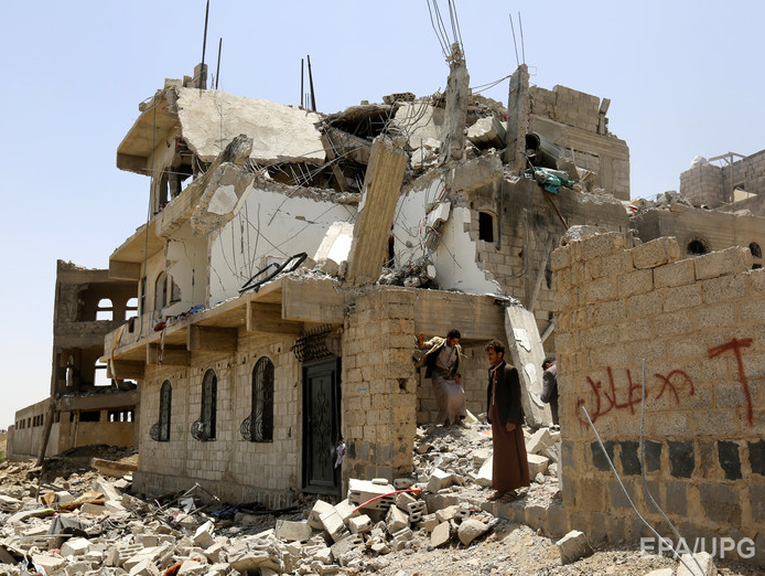 От авиаударов в столице Йемена погибли 20 человек