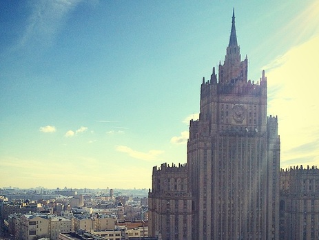 МИД РФ: Москва никогда не скрывала поставок военной техники официальным сирийским властям