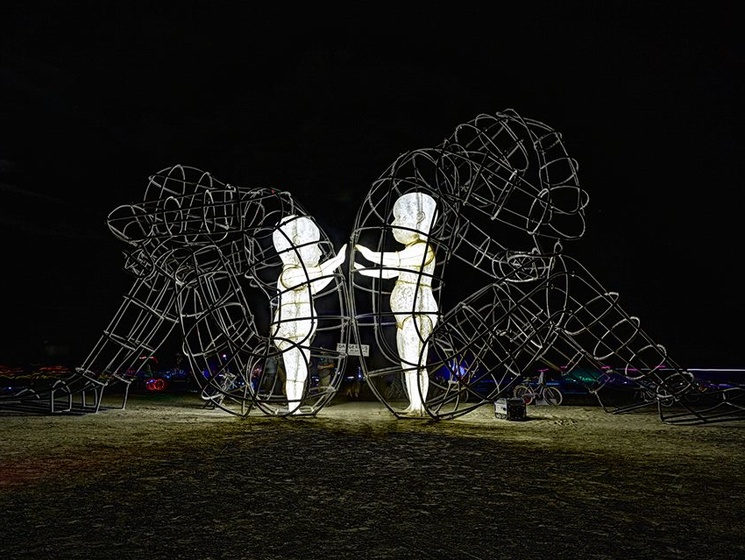 На всемирно известном фестивале Burning Man впервые появилась инсталяция из Украины