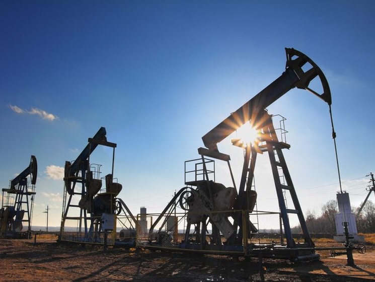 Министерство энергетики США ухудшило прогноз по цене на нефть Brent
