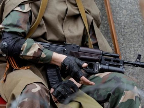 Пресс-центр АТО: Боевики обстреляли украинские позиции вблизи Донецка
