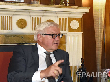 Штайнмайер призвал к отводу как легкого, так и тяжелого вооружения на Донбассе