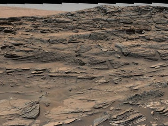 Ровер Curiosity сделал панорамный снимок древних песчаных дюн на Марсе