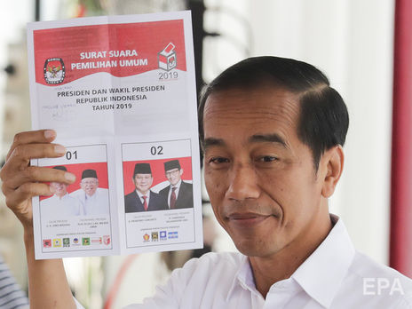 В Индонезии объявили победителем выборов действующего президента