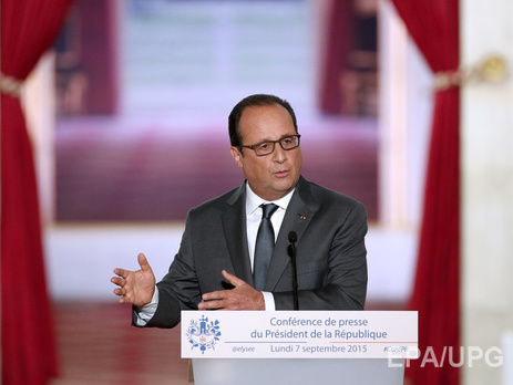 Олланд заявил о необходимости нанесения ударов по боевикам 