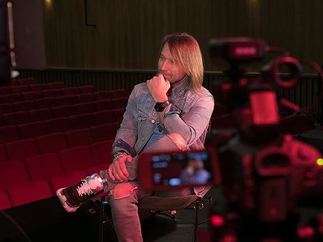 Винник показал своего преподавателя вокала