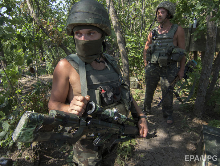 Пресс-центр АТО: Российско-террористические группировки несколько увеличили активность обстрелов украинских позиций