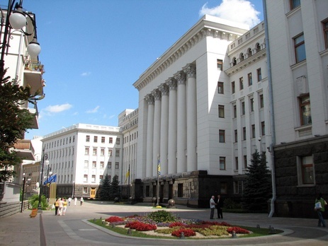 Администрация Президента опубликовала списки физических и юридических лиц, попавших под санкции