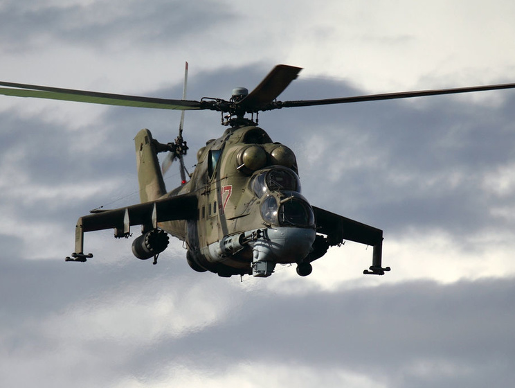 В Смоленской области России разбился военный вертолет Ми-24