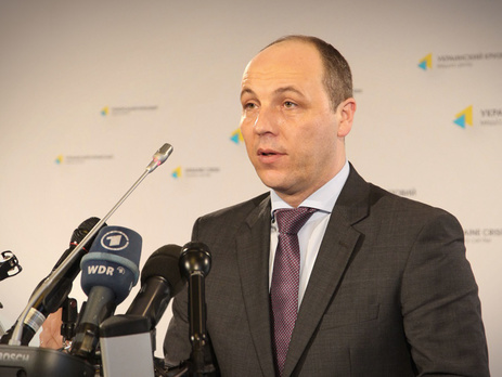 Парубий: Мы рассчитываем, что на ближайшем заседании ВР арестуют депутатов Оппозиционного блока, укравших миллиарды