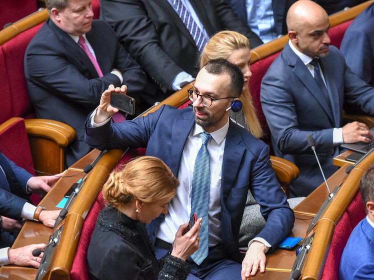 Лещенко заявил, что 24 мая у него заберут мандат