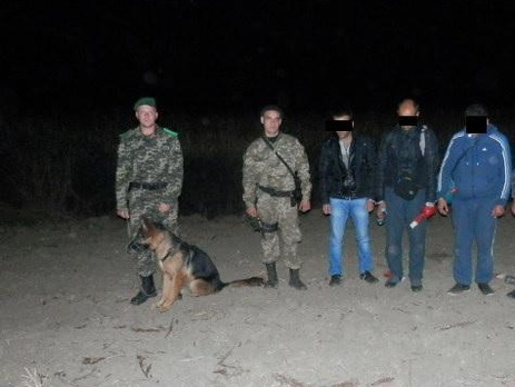 В Закарпатской области пограничники задержали десятерых мигрантов из Сирии, Сомали и Иордании