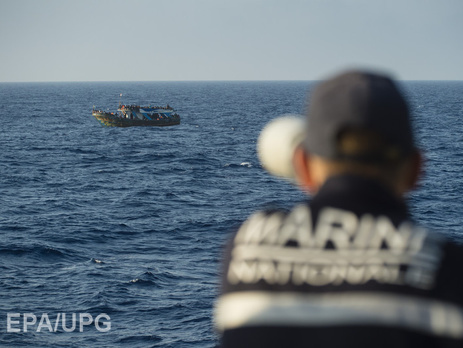 Минимум 13 беженцев утонули у берегов Турции