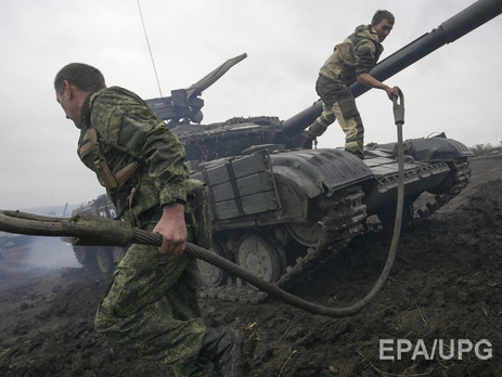 Боевики четыре раза обстреляли украинских военных в течение воскресенья