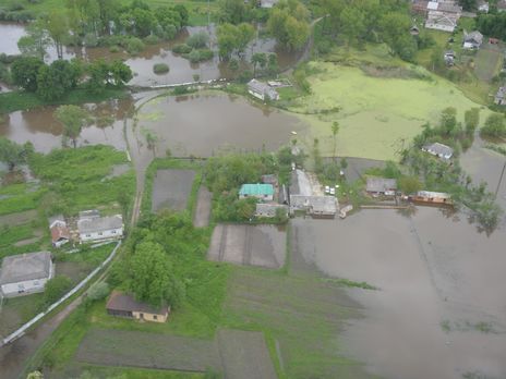 ﻿ДСНС продовжує пошуки 10-річного хлопчика, який упав у річку в Закарпатській області