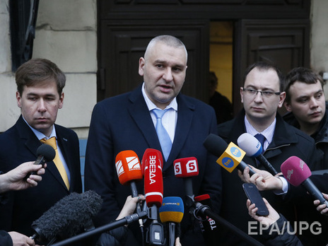 Защита Савченко требует допустить в зал суда журналистов