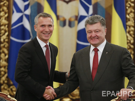 Столтенберг: НАТО будет расширять техническое и военно-промышленное сотрудничество с Украиной
