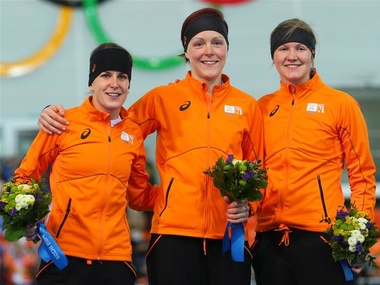 Нидерландские конькобежцы снова оккупировали олимпийский пьедестал