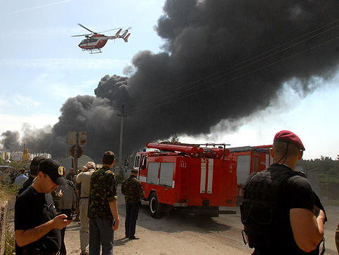Девять человек просят признать их пострадавшими от пожара на нефтебазе БРСМ под Киевом