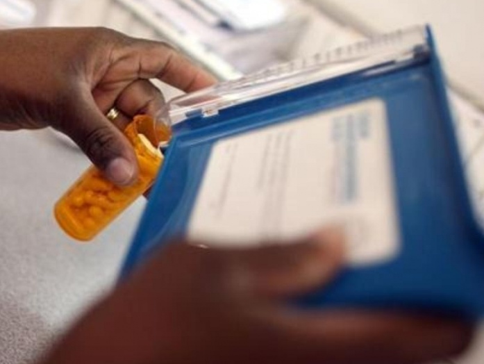 Американская компания, поднявшая цены на лекарства для больных СПИДом на 5000%, обещает снизить их