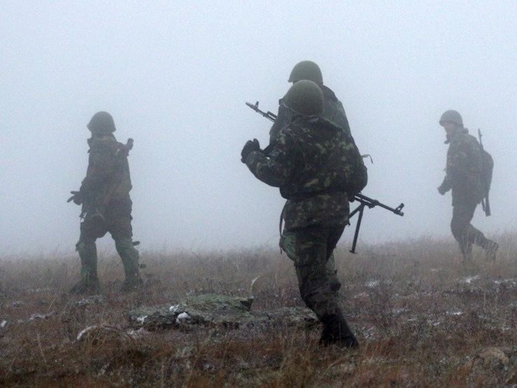 ВСУ получили приказ провести опрос об отношении военнослужащих к переговорам с "ЛДНР". В Генштабе заявили, что в тексте допущена ошибка