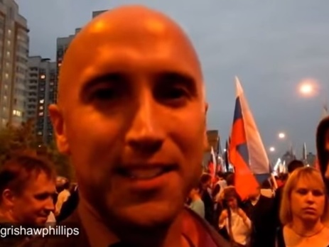 Журналиста Russia Today Филлипса выгнали с митинга в Москве: Иди на...ер, лживое путинское говно. Видео