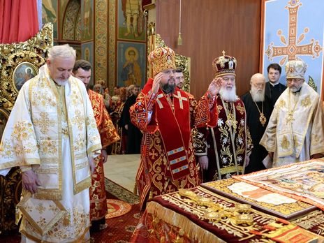 На следующий день после синода ПЦУ Епифаний и Филарет молились вместе