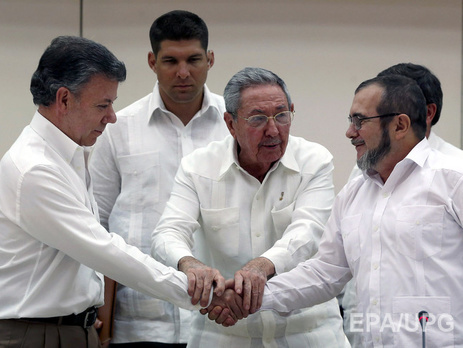 Власти Колумбии договорились с повстанцами заключить перемирие после 50 лет противостояния