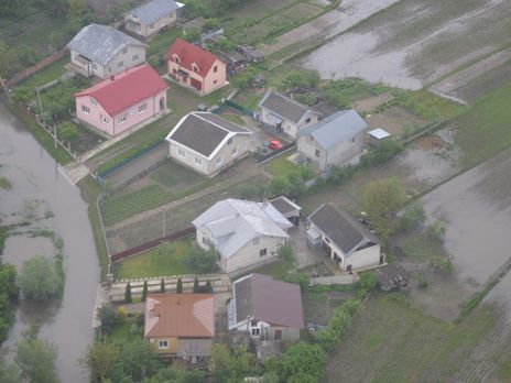 ﻿Рівень води в річках Закарпатської та Івано-Франківської областей спадає – ДСНС