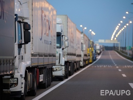 Хорватия открыла границу с Сербией для проезда автотранспорта