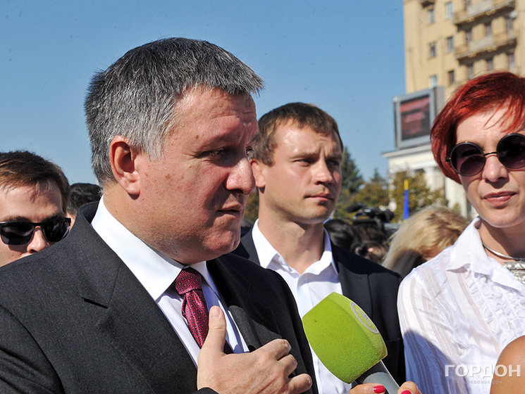 Аваков: По обращению народных депутатов будет проведена проверка затягивания суда над Кернесом