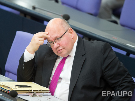 Глава офиса канцлера ФРГ: Санкции против РФ не будут отменять из-за Сирии. Мы не поддадимся на шантаж