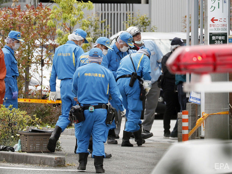 ﻿У Японії чоловік із ножем напав на групу школярів, є загиблі й поранені