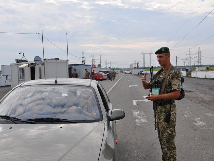 ﻿На тимчасово окуповану територію Донбасу проїхала 21 вантажівка з хімічними реагентами – Держприкордонслужба України