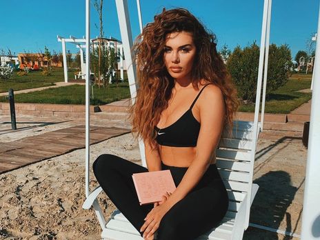 Седокова показала растяжку