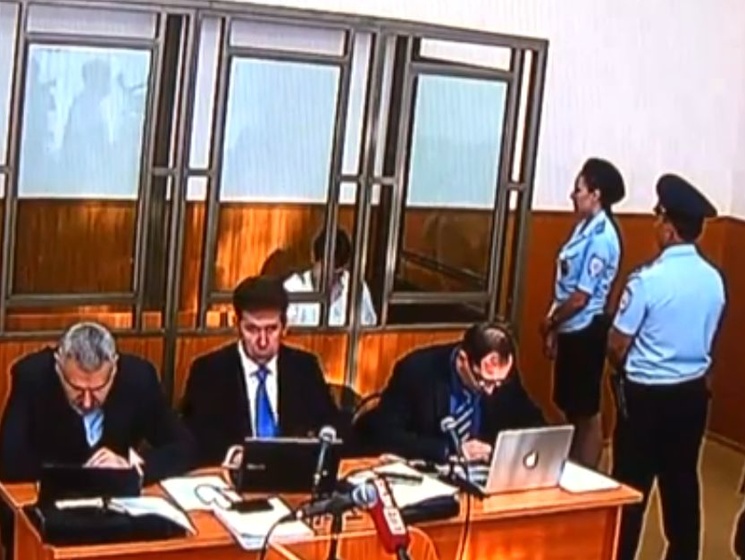 Адвокат Новиков о допросе Савченко: Все на пальцах, но главные вещи сказаны