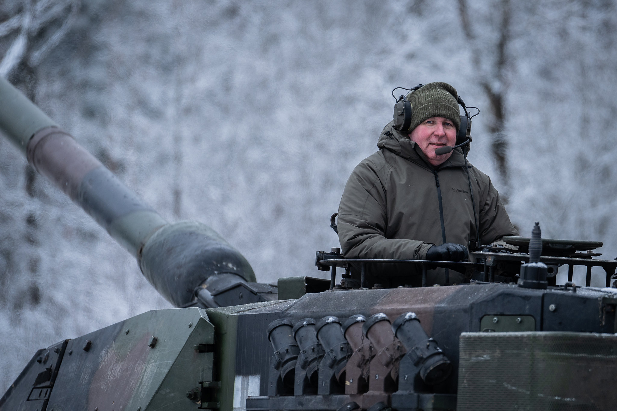 В Литве отремонтировали первые танки Leopard 2, поврежденные в ходе войны в Украине. Вскоре их вернут на фронт. Фото  фото 2