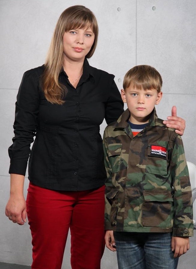 Семья Николая Карпюка - жена Елена и сын Тарас. Фото: Олена Карпюк / Facebook
