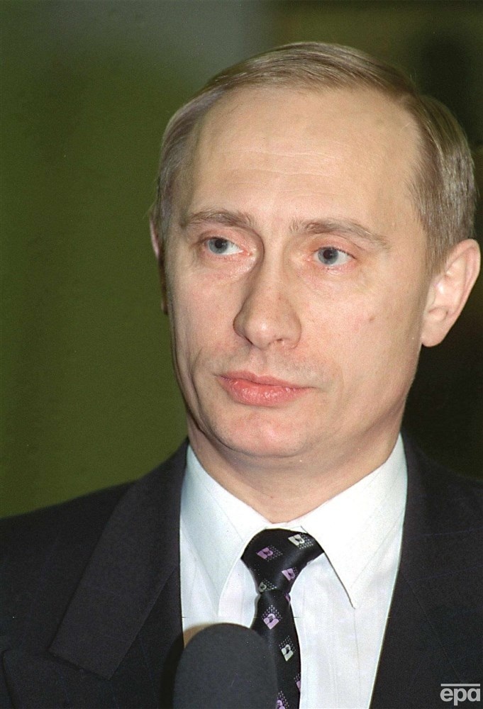 Путин в 1998 году, в бытность главой ФСБ. Фото: EPA
