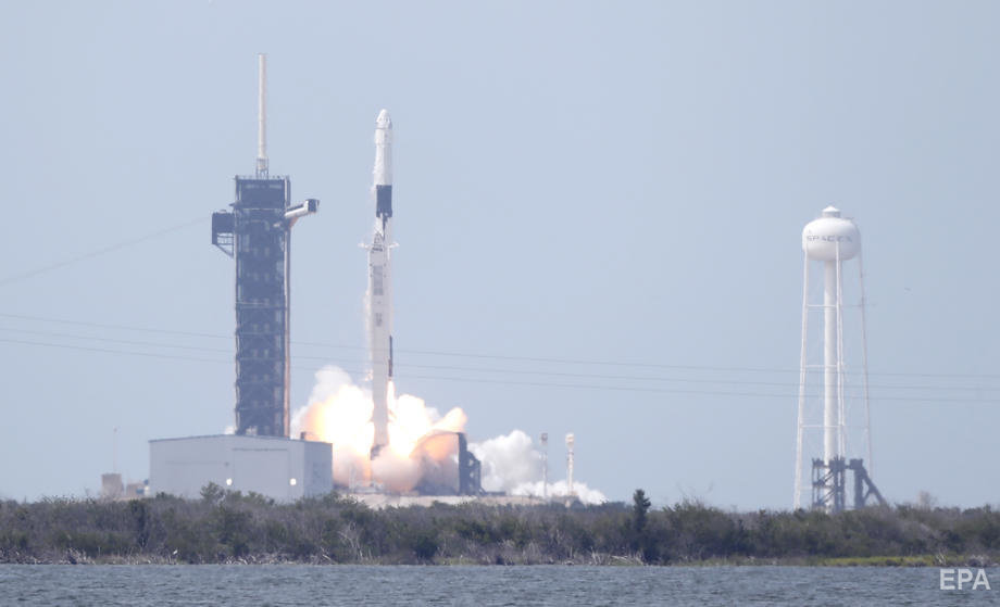 Запуск многоразовой ракеты Falcon 9 с космодрома в штате Флорида, США. 30 мая 2020 года. Фото: ЕРА