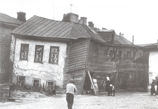 Деревянный дом на Подоле. Киев, 1941 год 