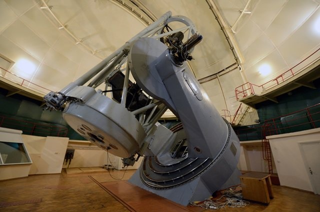 Солнечный телескоп с зеркалом 2,6 м был самым крупным в Украине. Фото: crao.crimea.ua