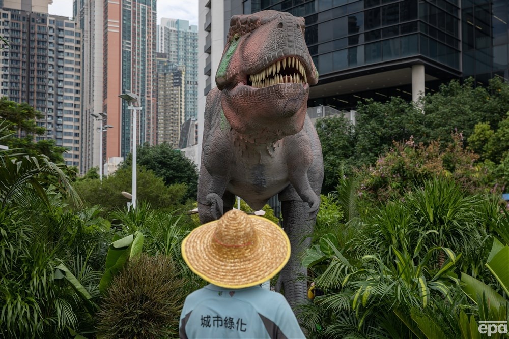 Макет тирранозавра в Гонконге. Фото: ЕРА