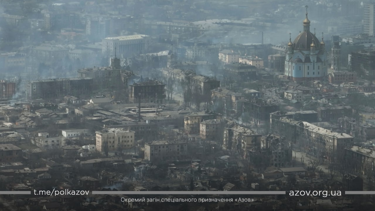 Маріуполь після бомбардування російськими окупантами, 26 березня. Фото: АЗОВ - Маріуполь/Telegram