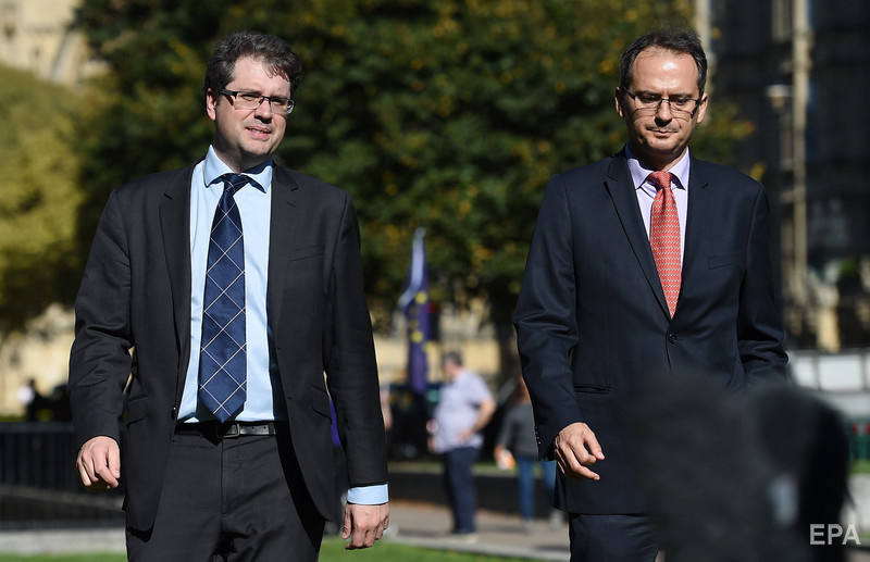 Хиггинс и Грозев перед пресс-конференцией о расследовании Bellingcat по отравлению Скрипалей. Лондон, 2018 год. Фото: Andy Rain / ЕРА