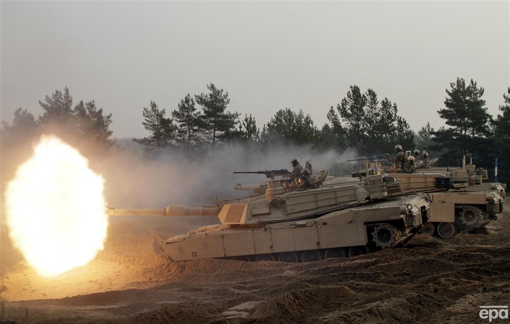 Танк M1 Abrams на навчаннях НАТО у Латвії, листопад 2014 року. Фото: EPA