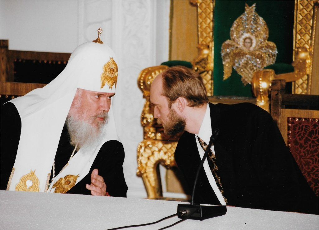 Пугачов з патріархом РПЦ Алексієм II. Фото: pugachevsergei.com