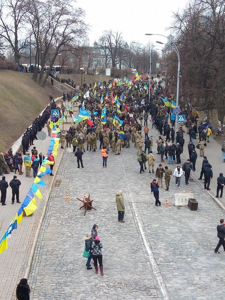 В Киеве собрались добровольцы со всей страны, чтобы почтить память героев Небесной сотни. Фоторепортаж 3