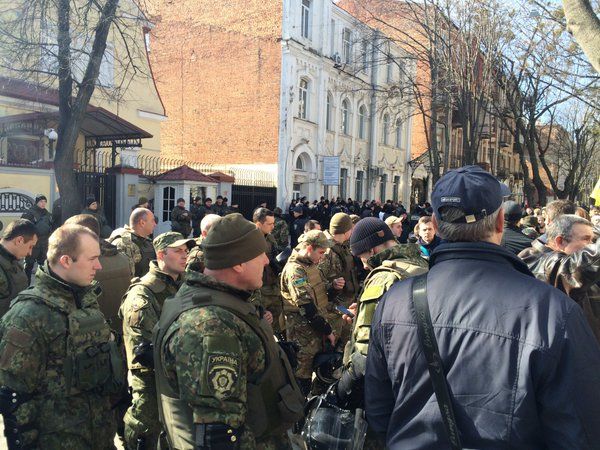 По всей Украине проходят акции в поддержку Савченко. Фоторепортаж 2