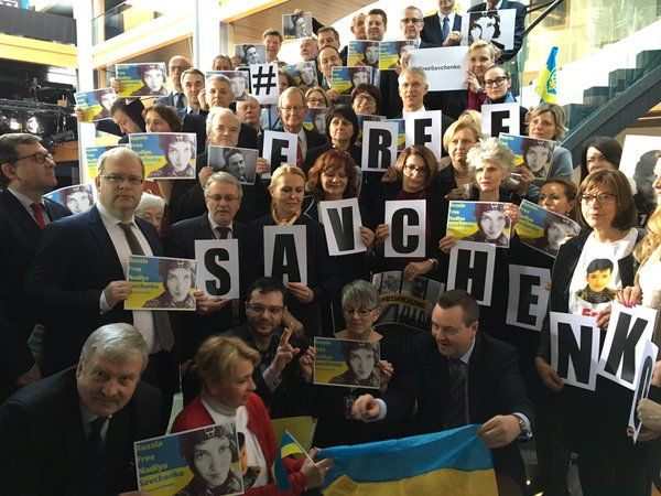 #FreeSavchenko. Активисты из разных стран мира требуют освободить Савченко. Фоторепортаж 3